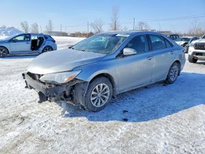 Toyota Camry LE 2.5L 4 2015