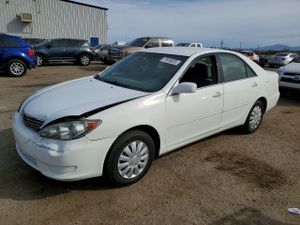 Toyota Camry LE 2.4L 4 2005