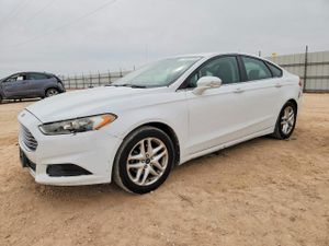 Ford Fusion SE 2.5L 4 2013