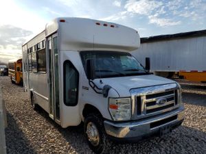 Ford Econoline E350 SUPER DUTY CUTAWAY VAN 6.8L 10 2012