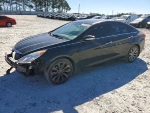 Hyundai Sonata SE 2.0L 4 2013