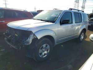 Nissan Pathfinder S 4.0L 6 2012