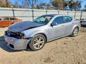 Dodge Avenger SXT 2.4L 4 2014