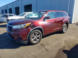 Toyota Highlander LE 3.5L 6 2014
