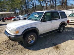 Ford Explorer XLS 4.0L 6 2000