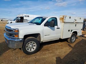 Chevrolet Silverado 1500 K3500 6.6L 8 2015
