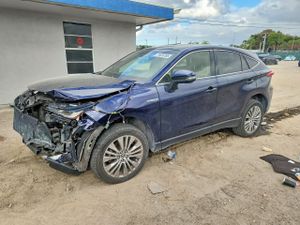 Toyota Venza LE 2.5L 4 2021
