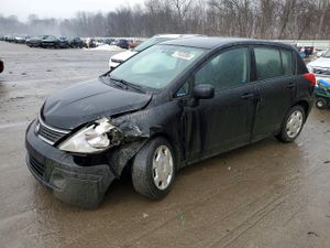 Nissan Versa S 1.8L 4 2009