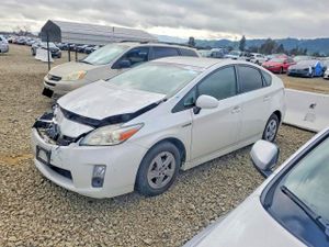 Toyota Prius 1.8L 4 2011