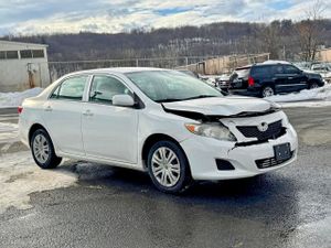 Toyota Corolla BASE 1.8L 4 2010