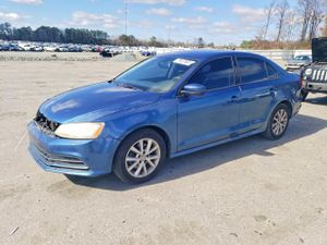 Volkswagen Jetta SE 1.8L 4 2015