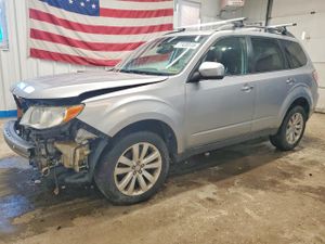 Subaru Forester 2.5X PREMIUM 2.5L 4 2013