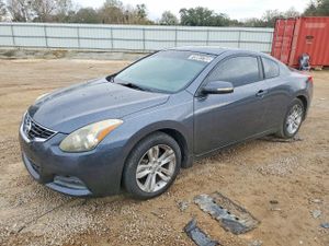 Nissan Altima S 2.5L 4 2010