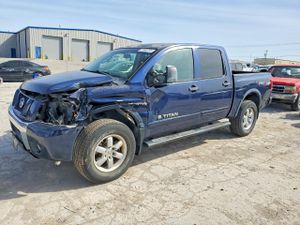 Nissan Titan 5.6L 8 2011