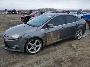 Ford Focus TITANIUM 2.0L 4 2014