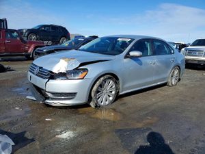 Volkswagen Passat S 1.8L 4 2015
