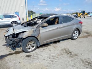 Hyundai Elantra 1.8L 4 2013