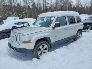 Jeep Patriot LATITUDE 2.4L 4 2011