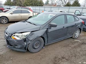 Ford Focus S 2.0L 4 2013