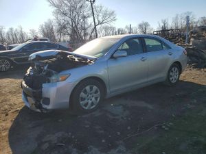 Toyota Camry BASE 2.5L 4 2010