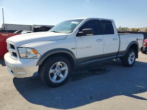 Dodge RAM 5.7L 8 2011