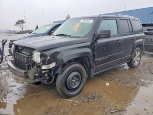 Jeep Patriot LATITUDE 2.0L 4 2017