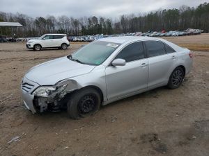 Toyota Camry BASE 2.5L 4 2011