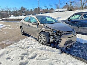 Toyota Corolla L 1.8L 4 2015