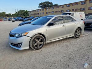 Toyota Camry L 2.5L 4 2013