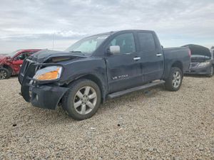 Nissan Titan S 5.6L 8 2011