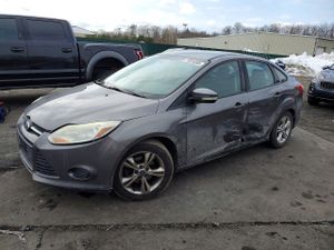 Ford Focus SE 2.0L 4 2014