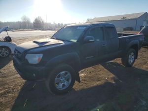 Toyota Tacoma 4.0L 6 2013