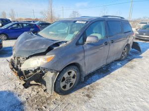 Toyota Sienna 3.5L 6 2012