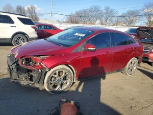 Ford Focus SE 2.0L 4 2013