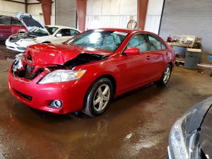 Toyota Camry BASE 2.5L 4 2011