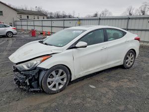 Hyundai Elantra GLS 1.8L 4 2013