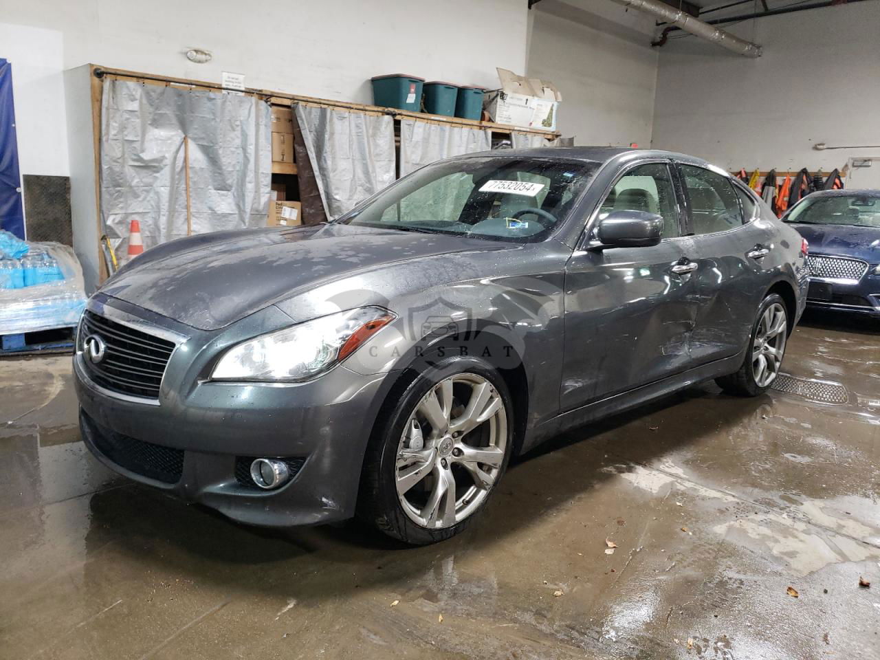 Infiniti M37 3.7L  6 2013