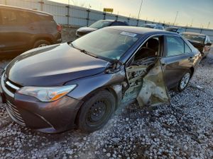 Toyota Camry LE 2.5L 4 2015