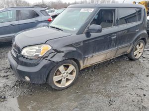Kia Soul + 2.0L 4 2010