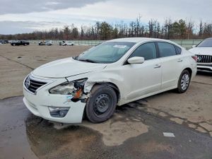 Nissan Altima 2.5L 4 2015