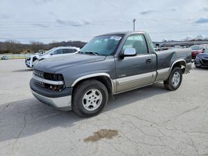 Chevrolet Silverado 1500 C1500 5.3L 8 2000