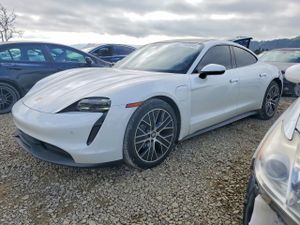Porsche Taycan 2021
