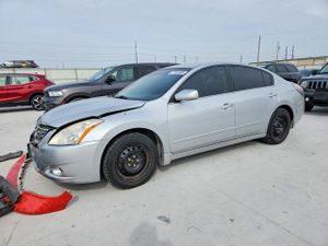 Nissan Altima BASE 2.5L 4 2011