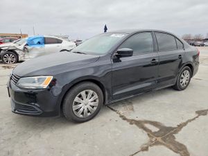 Volkswagen Jetta BASE 2.0L 4 2014