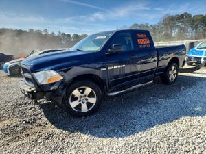 Dodge RAM ST 5.7L 8 2012
