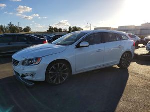 Volvo V60 PREMIER 2.0L 4 2015