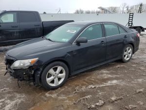 Toyota Camry BASE 2.5L 4 2011