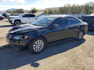 Volkswagen Passat S 1.8L 4 2015