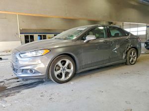 Ford Fusion SE 2.5L 4 2014