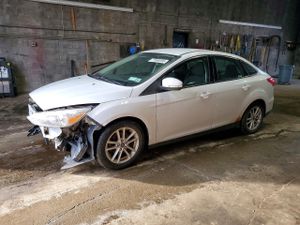 Ford Focus SE 2.0L 4 2015
